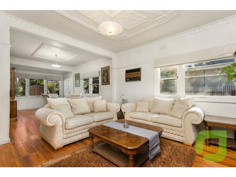 76 Truman Street, South Kingsville VIC 3015