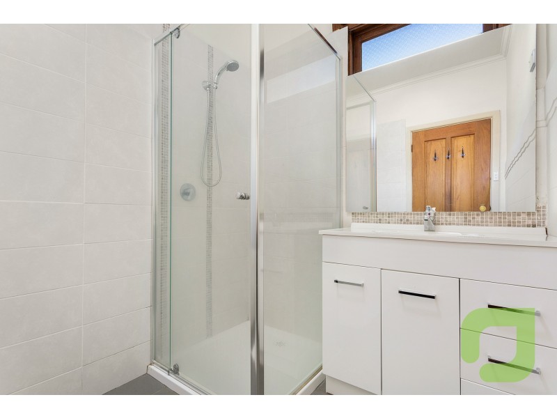 76 Truman Street, South Kingsville VIC 3015