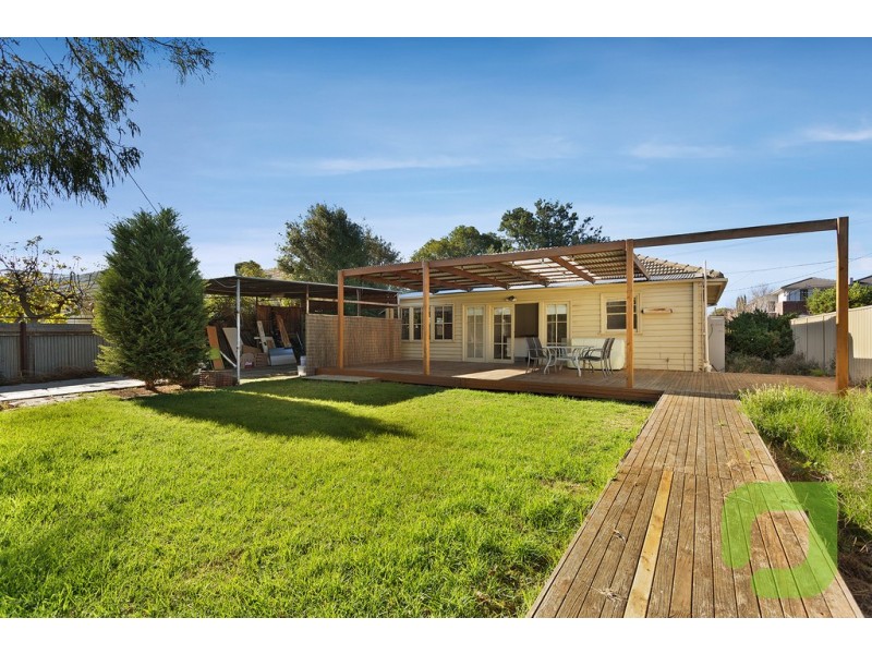 76 Truman Street, South Kingsville VIC 3015