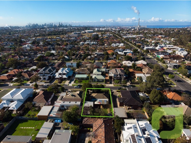 76 Truman Street, South Kingsville VIC 3015