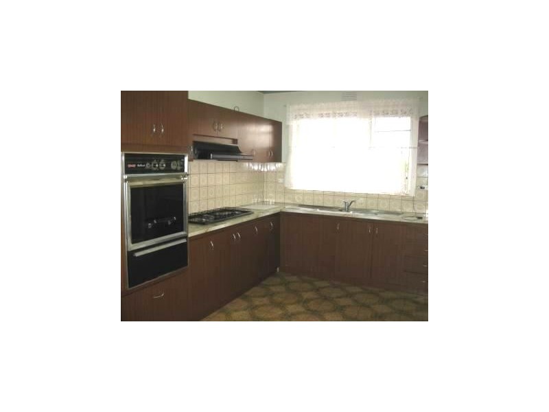 35 Cherry Avenue, Altona North VIC 3025