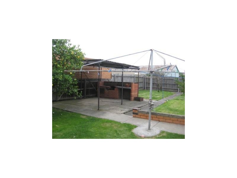 35 Cherry Avenue, Altona North VIC 3025