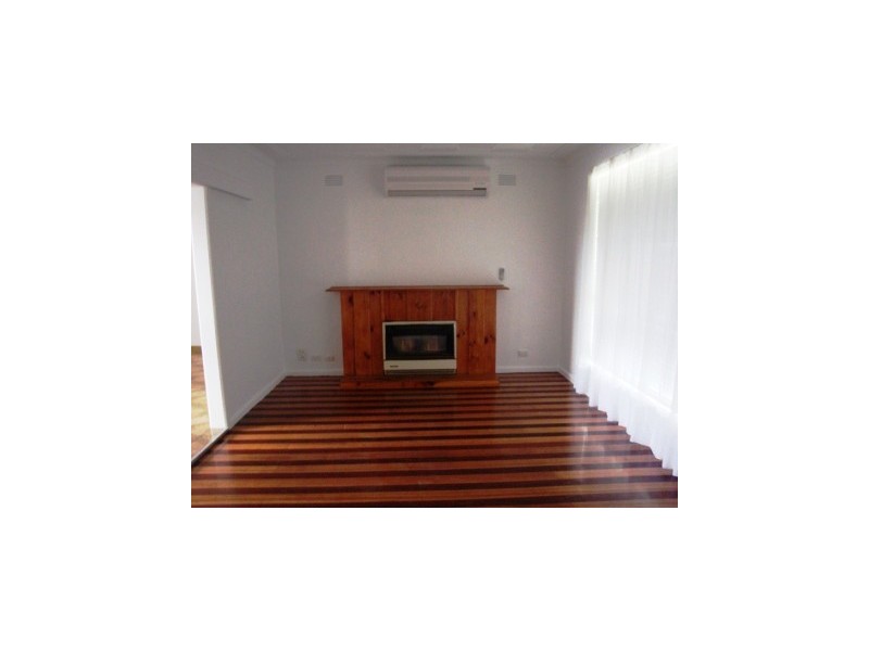 35 Cherry Avenue, Altona North VIC 3025