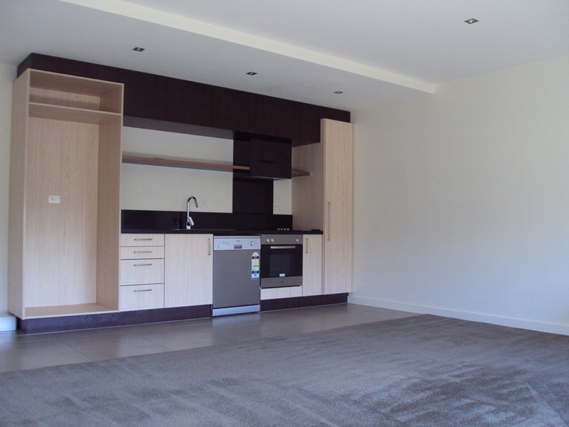 8/2 Crefden Street, Maidstone VIC 3012