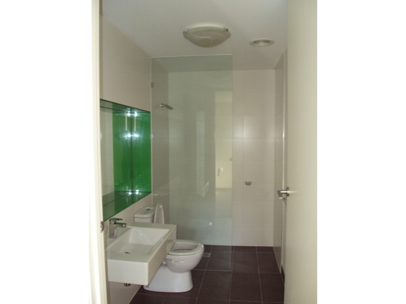 8/2 Crefden Street, Maidstone VIC 3012