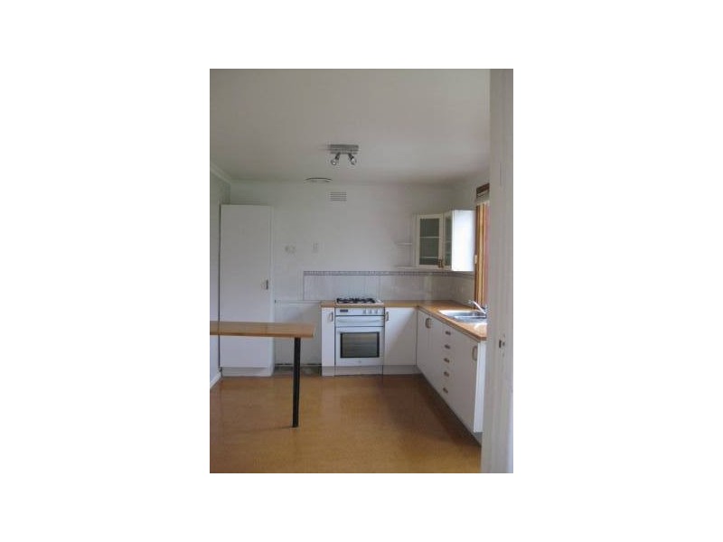 42 River Street, Newport VIC 3015