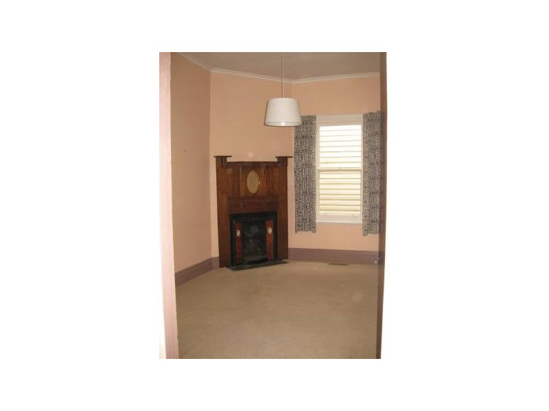 42 River Street, Newport VIC 3015