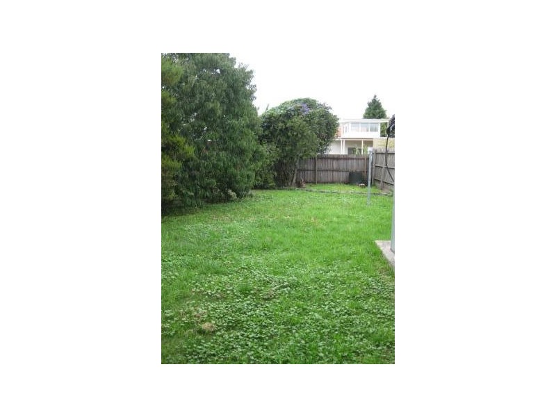 42 River Street, Newport VIC 3015