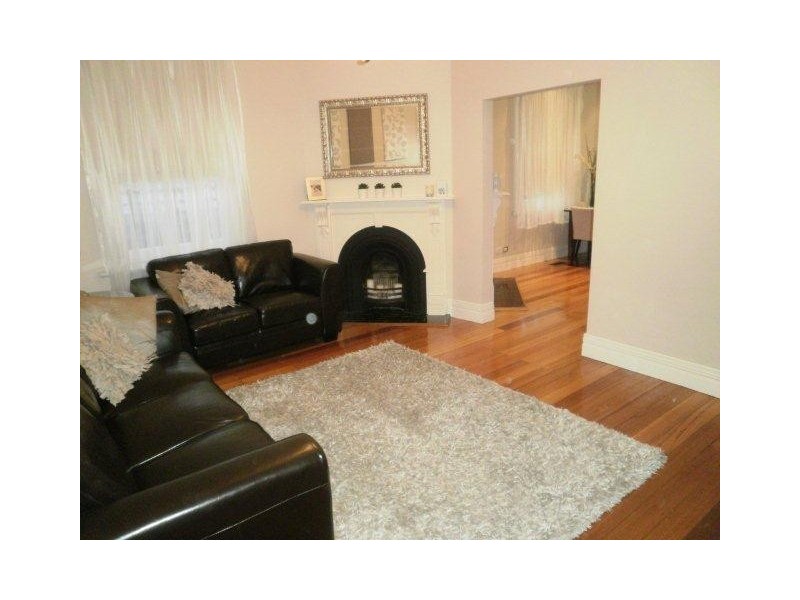 69 Ovens Street, Yarraville VIC 3013