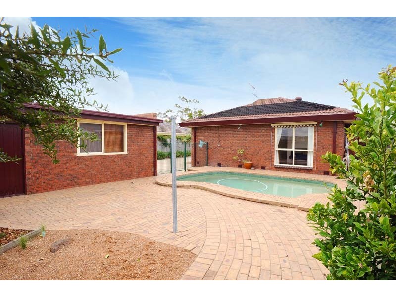 47 Bell Avenue, Altona VIC 3018