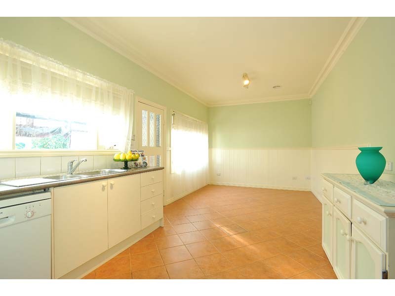 162 Williamstown Road, Kingsville VIC 3012