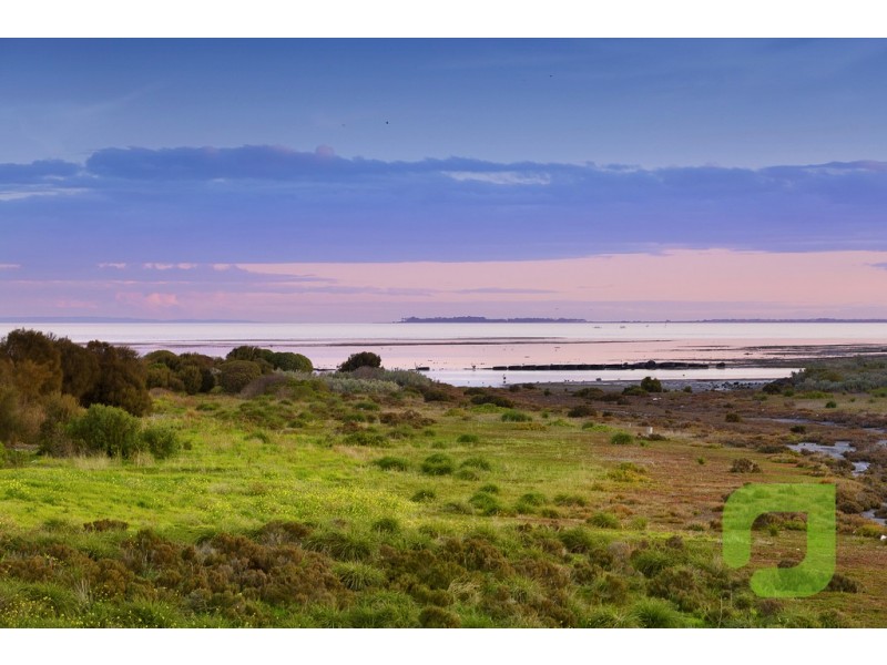 11 Sunset Drive, Williamstown VIC 3016