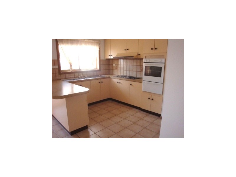 13 Trembath Court, Altona Meadows VIC 3028