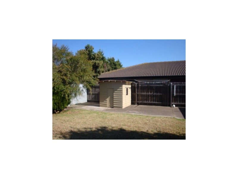 13 Trembath Court, Altona Meadows VIC 3028