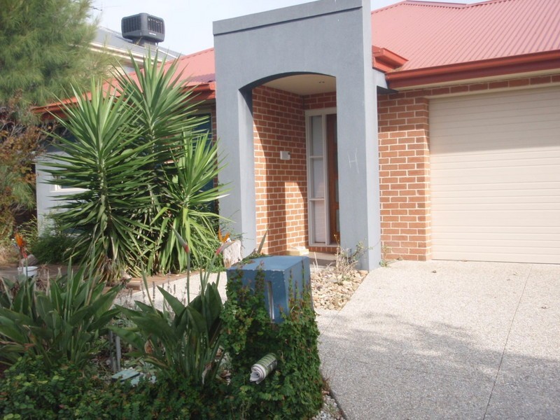 18 Wetlands Boulevard, Truganina VIC 3029