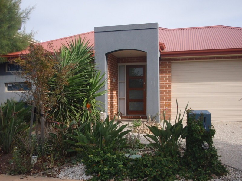 18 Wetlands Boulevard, Truganina VIC 3029