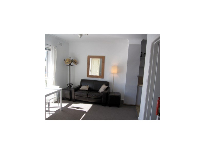 10/29 Schutt Street, Newport VIC 3015