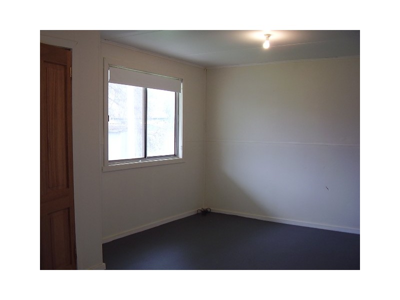 8 Gibb Street, Maidstone VIC 3012