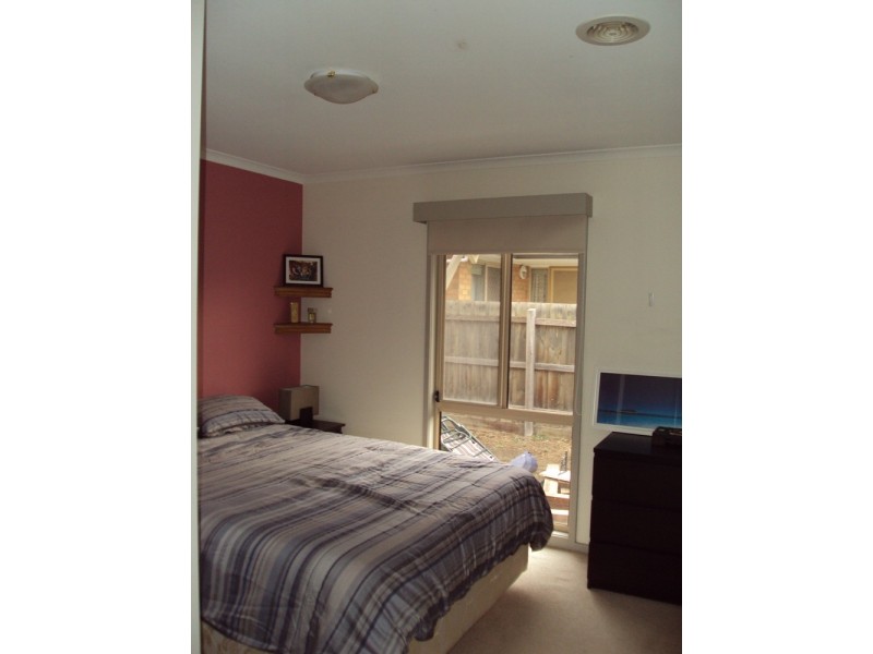 2/143 Mitchell Street, Maidstone VIC 3012