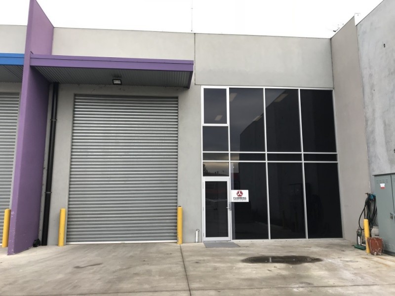 18 Drake Boulvard, Altona VIC 3018