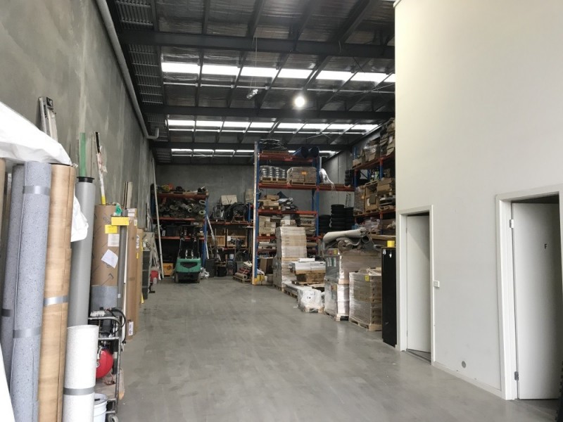 18 Drake Boulvard, Altona VIC 3018