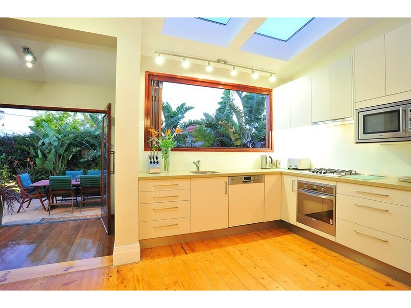 77 Castlemaine Street, Yarraville VIC 3013