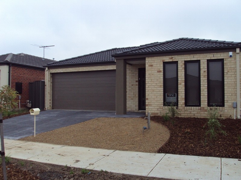 87 O’Connor Road, Deer Park VIC 3023
