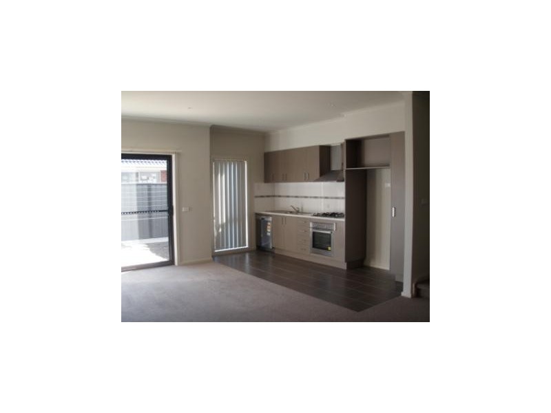 30/39 Astley Crescent, Point Cook VIC 3030