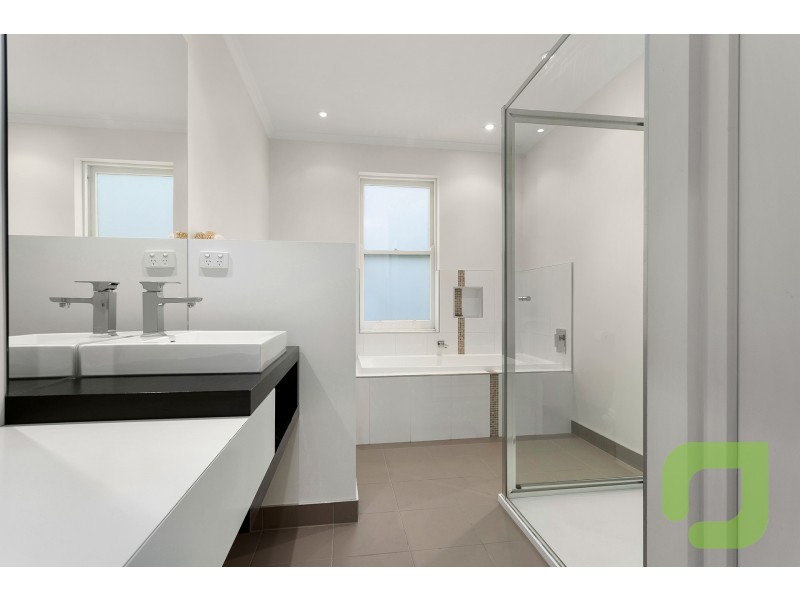 52 Hyde Street, Seddon VIC 3011