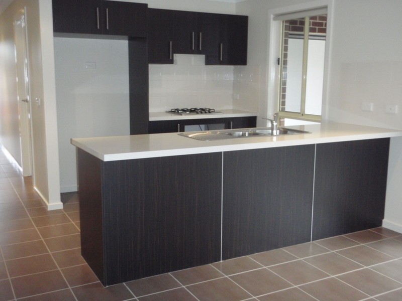 17 Garland Terrace, Point Cook VIC 3030