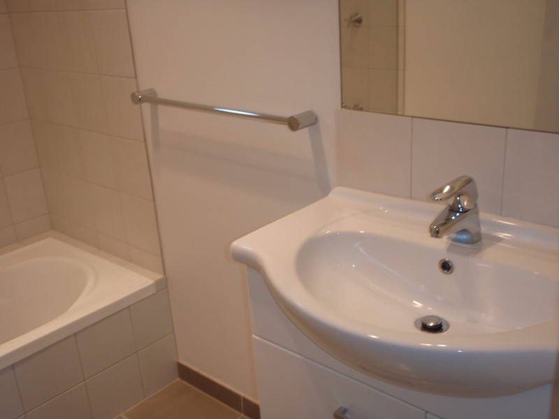 25 Robbs Road, West Footscray VIC 3012