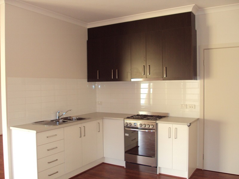 1/13 Thwaites Street, Albion VIC 3020