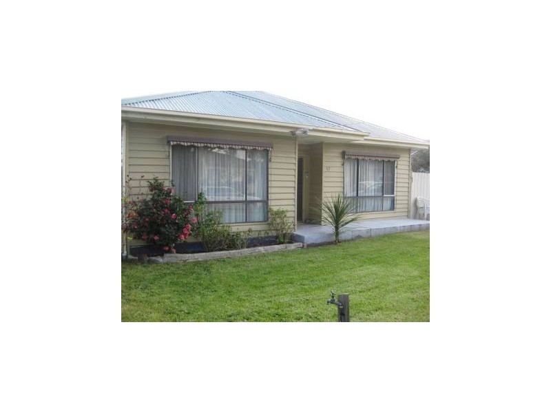 17 Monteith Street, Altona North VIC 3025