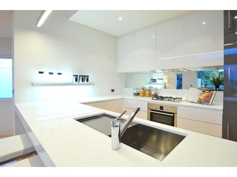 2/33 The Strand, Williamstown VIC 3016