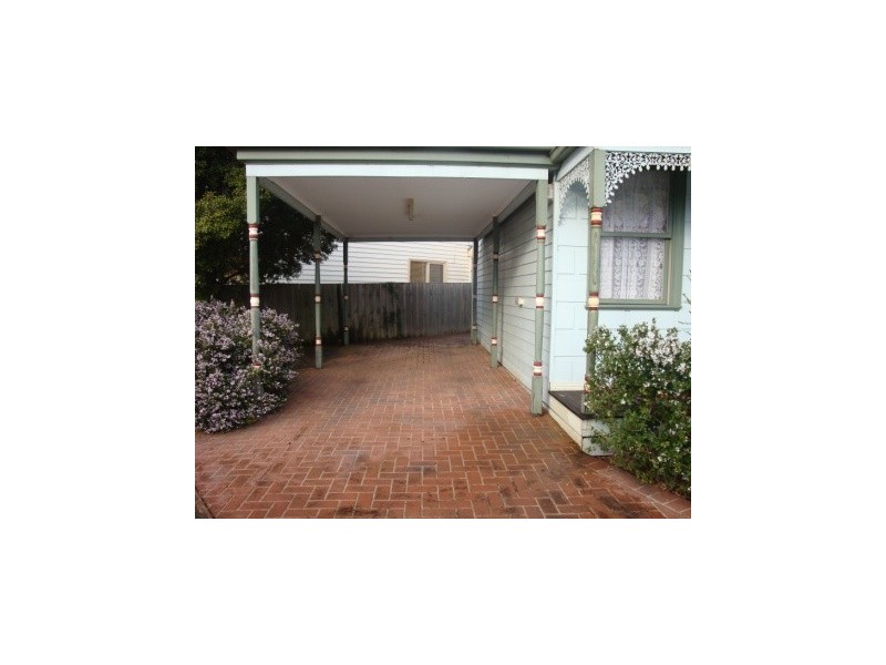 17 Paine Street, Newport VIC 3015