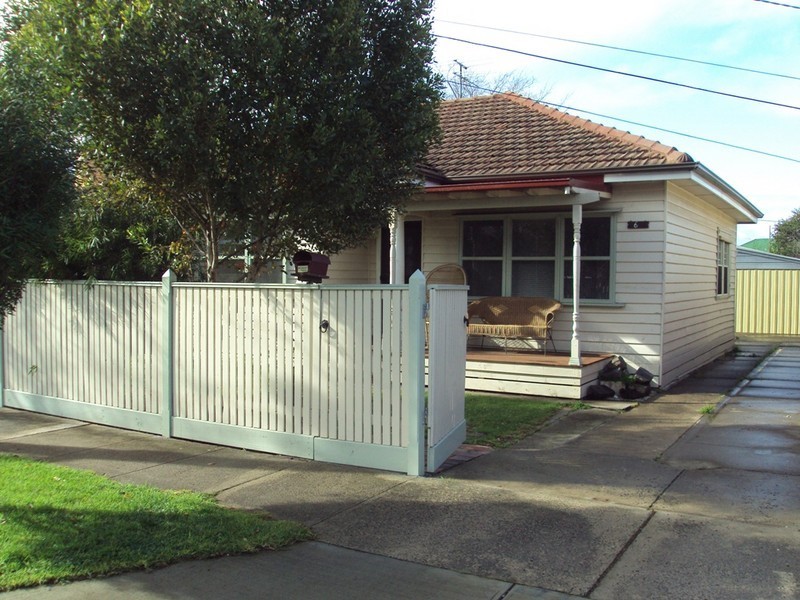 6 Mellor Street, Sunshine VIC 3020
