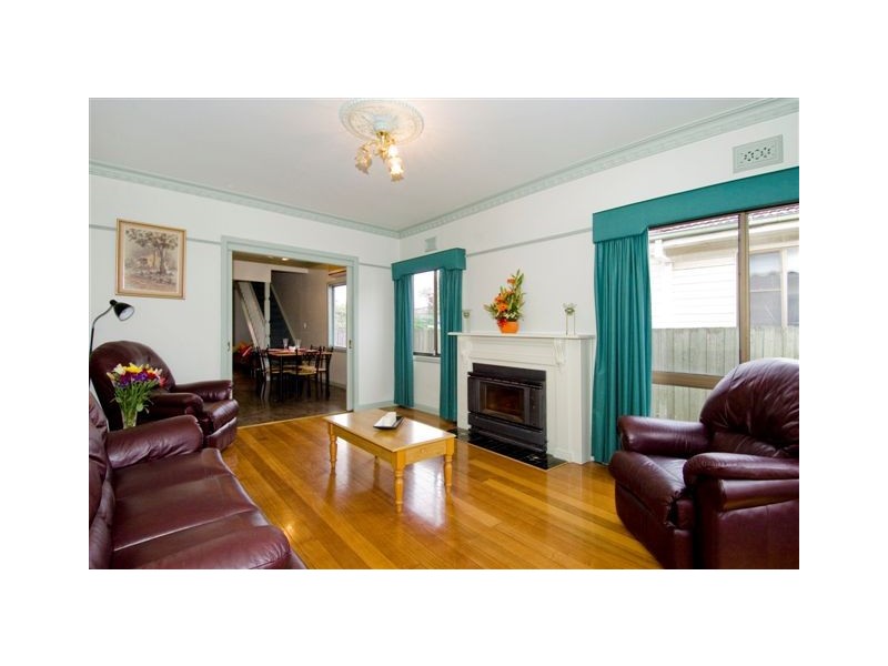 35 Carmen Street, Newport VIC 3015