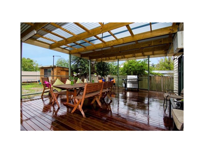 35 Carmen Street, Newport VIC 3015