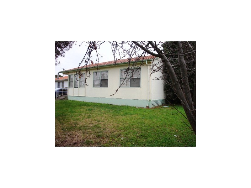 22 Snowden Street, Laverton VIC 3028