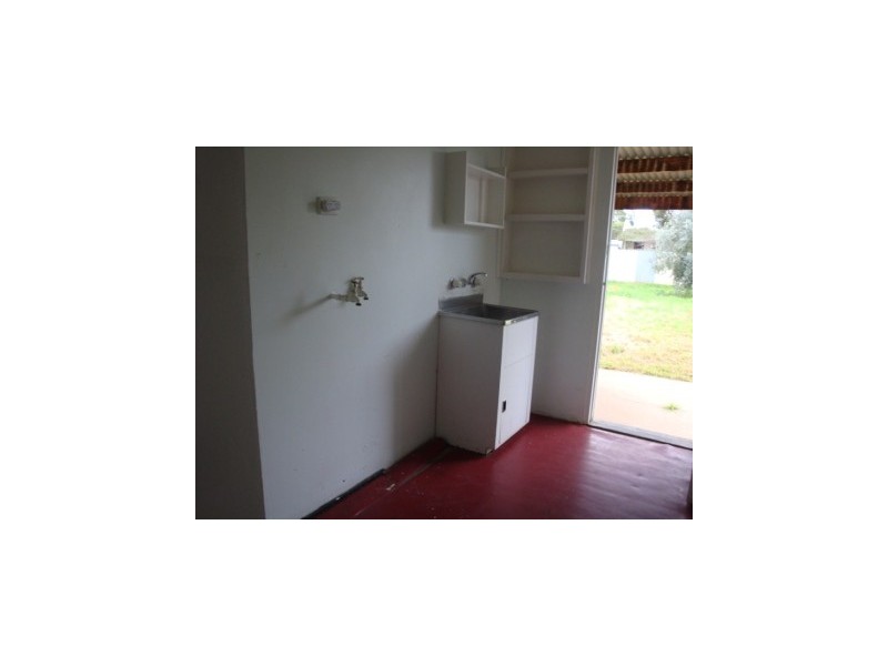 22 Snowden Street, Laverton VIC 3028