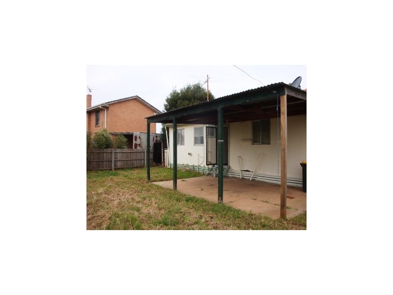 22 Snowden Street, Laverton VIC 3028