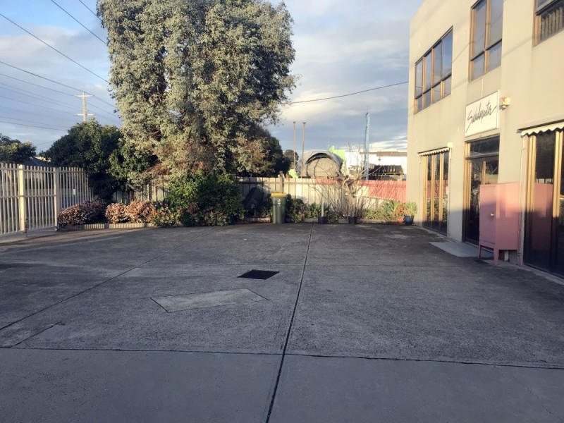 3/413 Blackshaws Road, Altona North VIC 3025