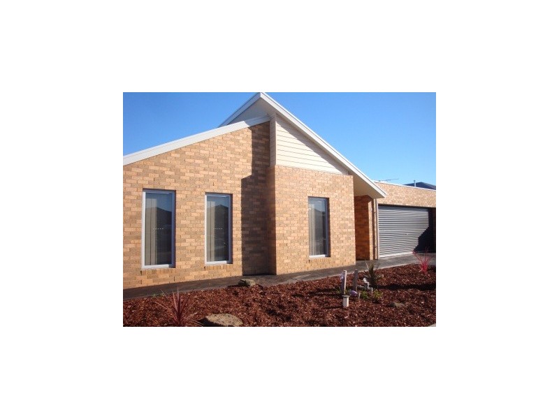 9 Weaver Street, Wyndham Vale VIC 3024