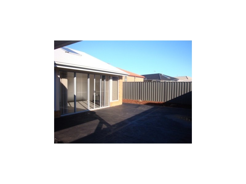 9 Weaver Street, Wyndham Vale VIC 3024