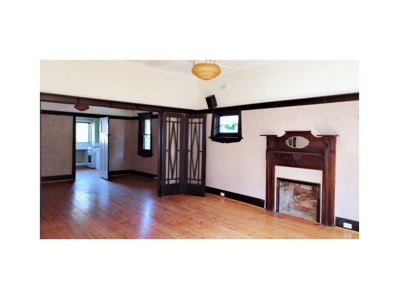 43 Railway Parade, Murrumbeena VIC 3163