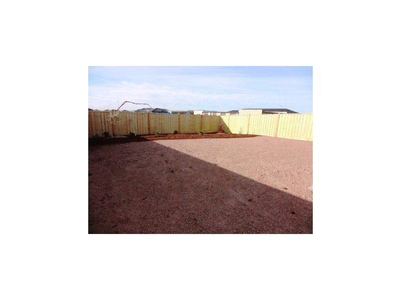 44/ LOT 6 CROSSWAY AVENUE, Tarneit VIC 3029