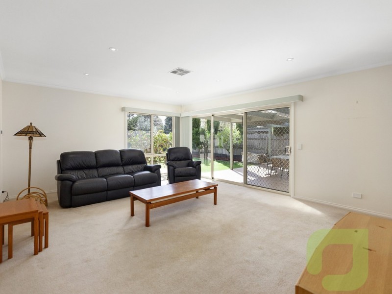 107 Princes Highway, Werribee VIC 3030