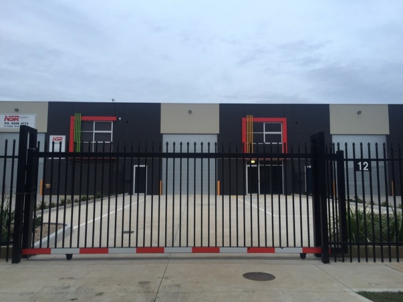 2/12 Freight Road, Ravenhall VIC 3023