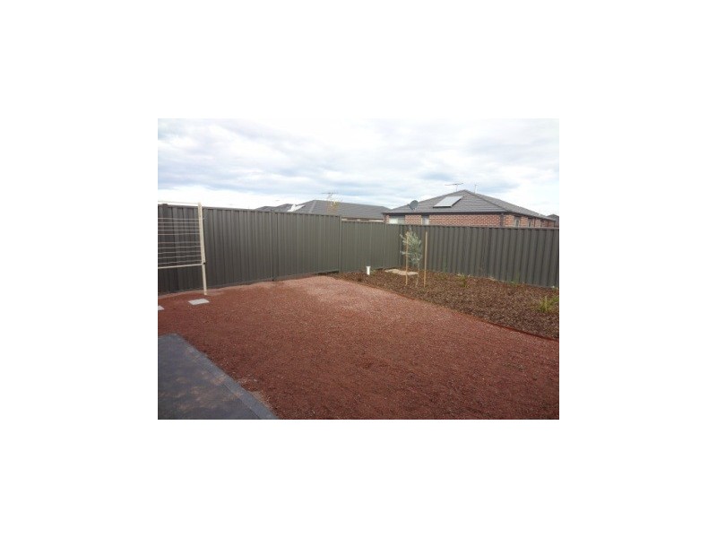 27 Melville Street, Tarneit VIC 3029