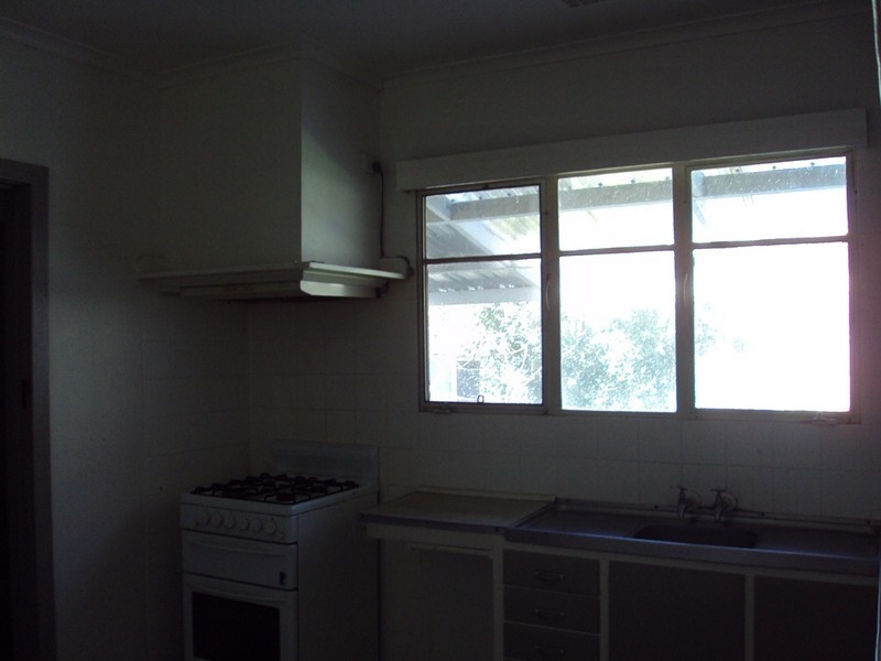 12 Holland Court, Maidstone VIC 3012